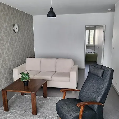 Kotimaailma - Kolmio Kotkasta Apartment *